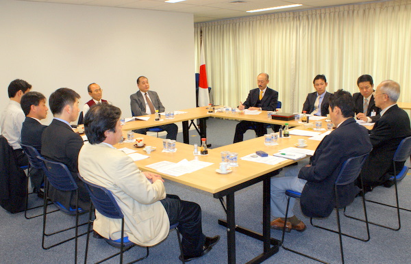 A-10-07-14-japan-aa-620